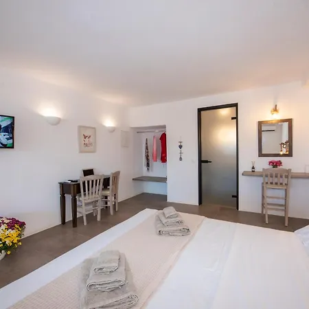 Myrsini's Luxury Merchia * Kalafati